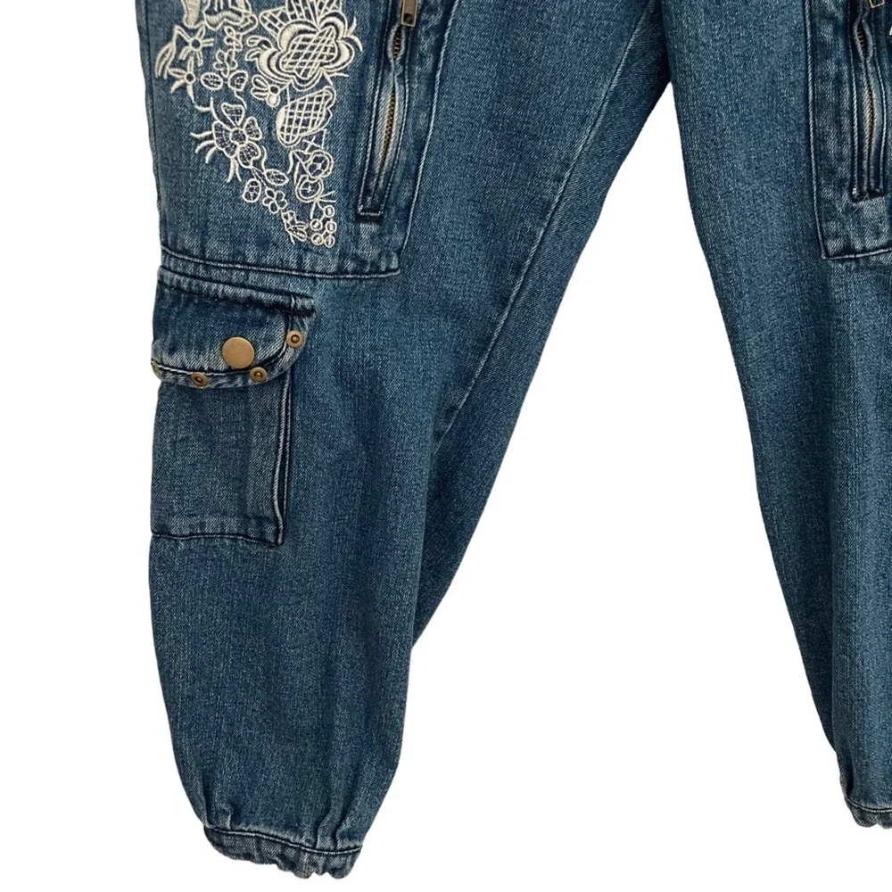 VENUS embroidered y2k